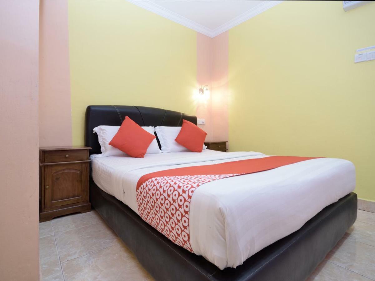 Oyo 892 Hotel Grand Nadia Labuan Eksteriør bilde