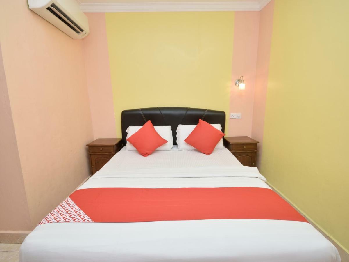 Oyo 892 Hotel Grand Nadia Labuan Eksteriør bilde