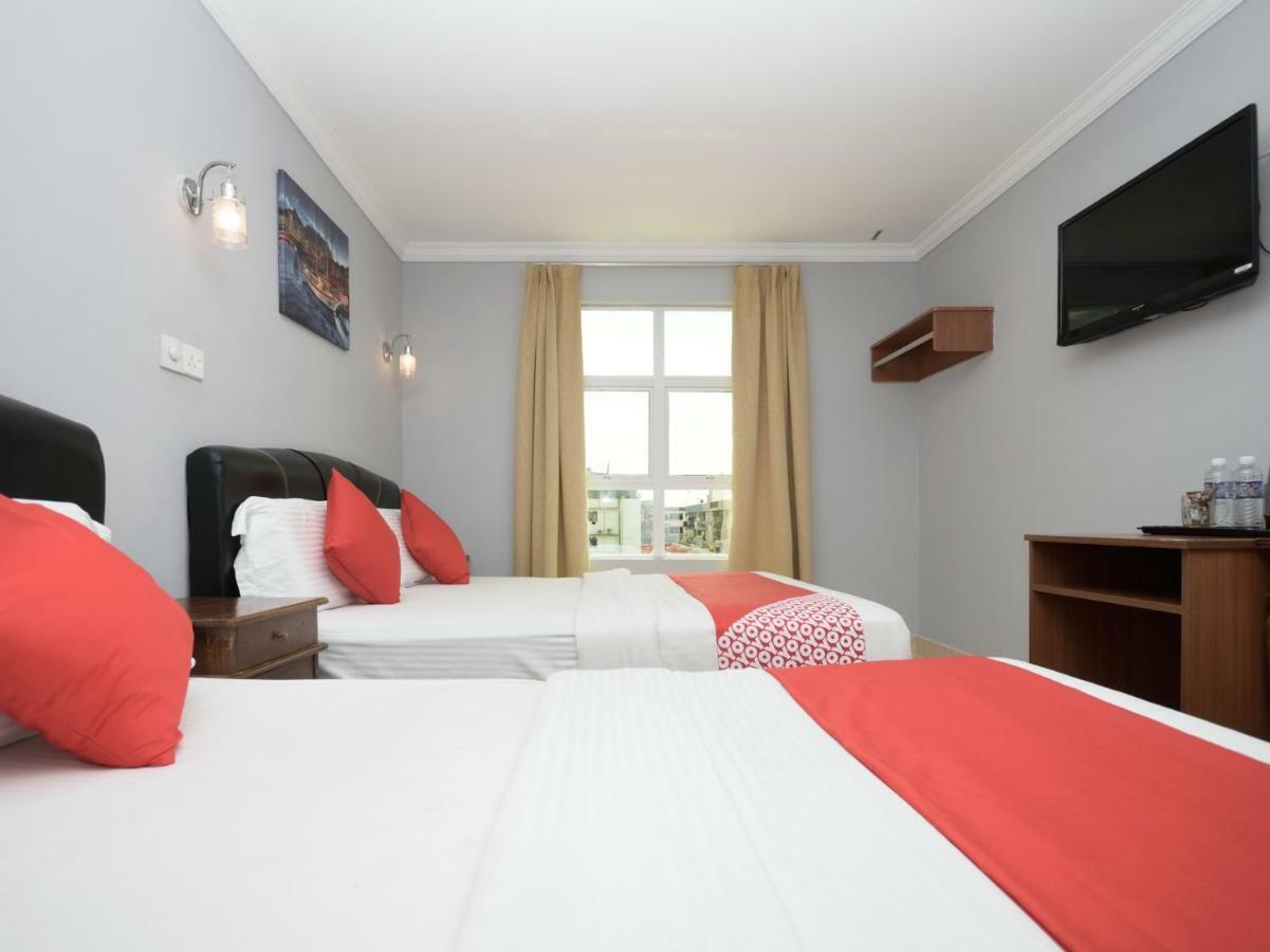 Oyo 892 Hotel Grand Nadia Labuan Eksteriør bilde